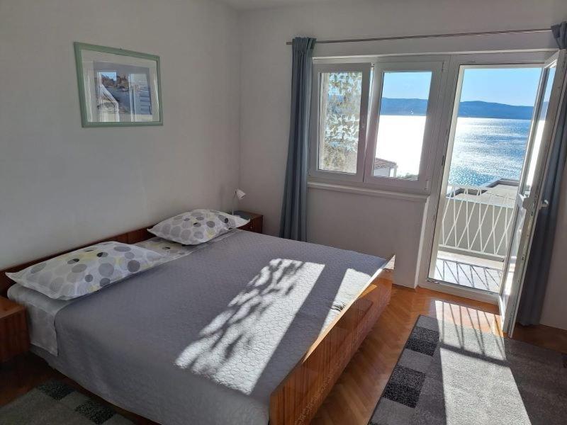 Apartment In Omis With Sea View, Balcony, Air Conditioning, Wi-Fi Kültér fotó
